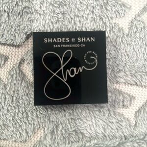 Shades by Shan bronzer